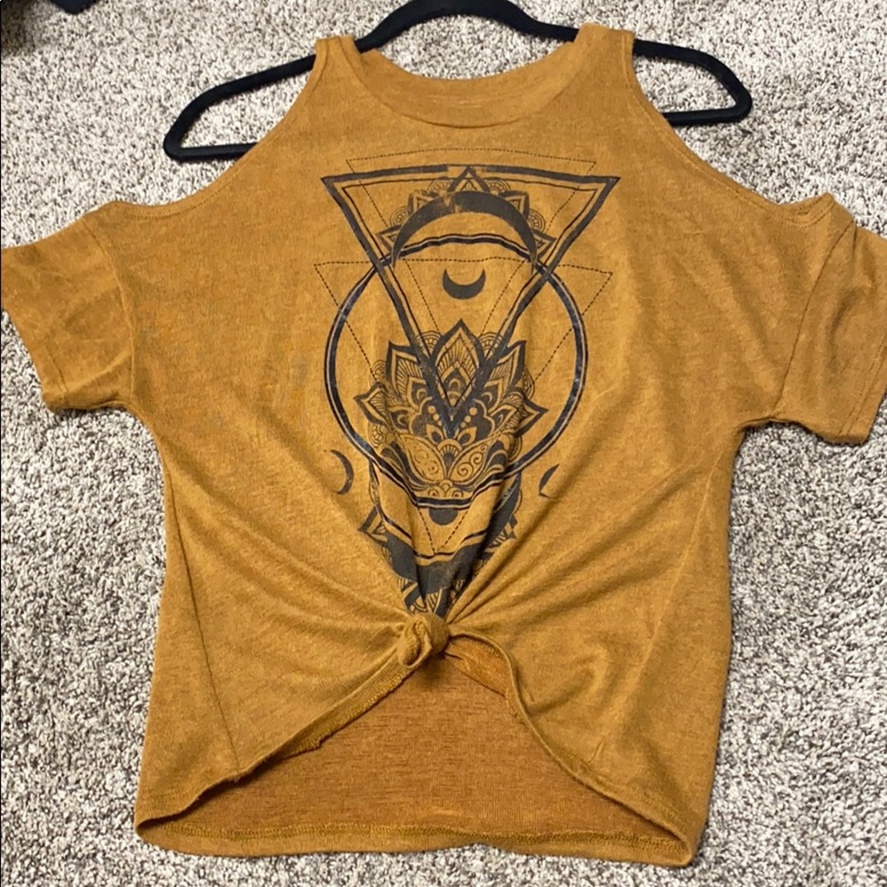 Day trip open shoulder top